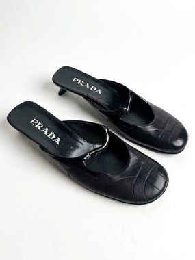 Vintage 1999-2000 Prada Black Leather Quilted Mule Kitten Heels